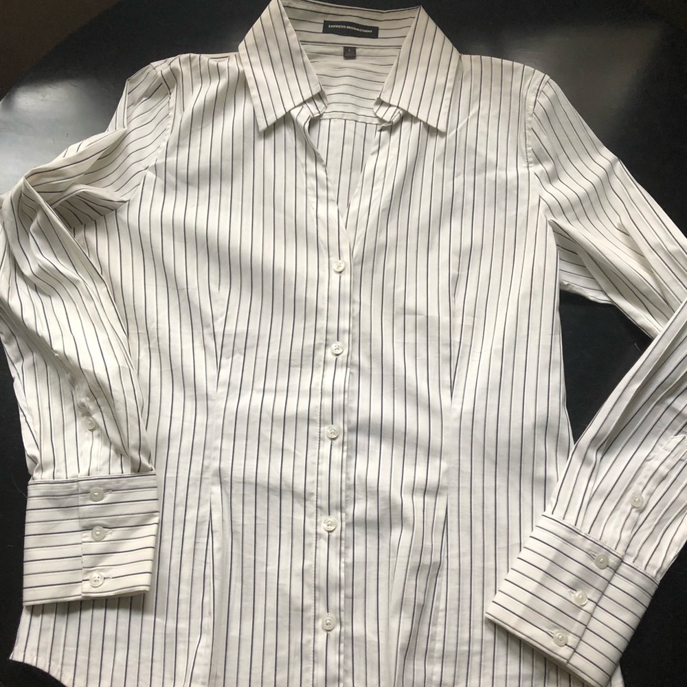 Express Design Studio fitted pinstripe button top